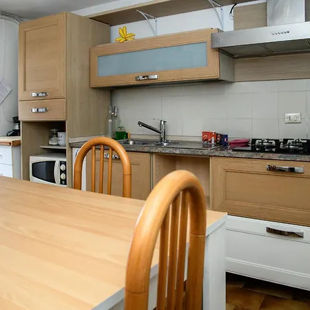 Apartment Romantic Getaway On *