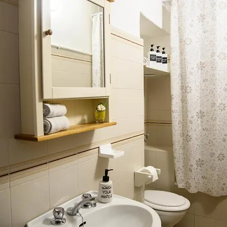 Romantic Getaway On Appartamento Brunate